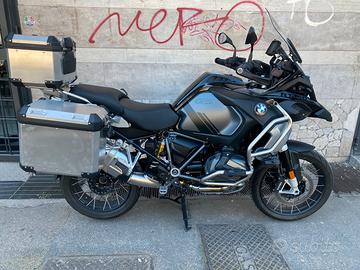 Bmw R 1250 Gs ADVENTURE TRIPLE BLACK-4 pack-2021