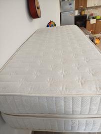 Coppia materassi seminuovi