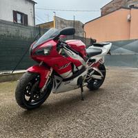 Yamaha R1