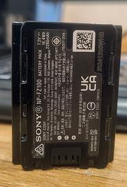 Una batteria Sony np-fz100  + 1 compatibile omaggi