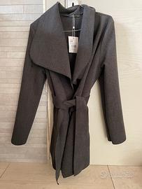 Cappotto con cinturataglia S/M nuovo mai indossato