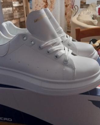 scarpe uomo nuove