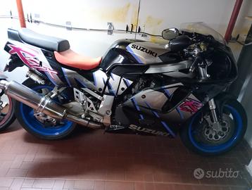 Suzuki GSR 750 - 1992