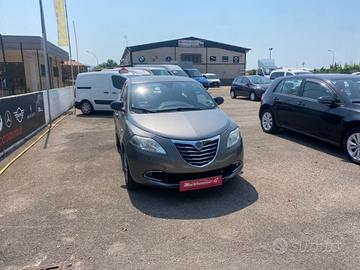 Lancia Ypsilon Oro