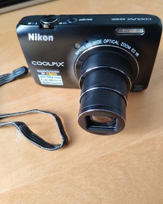 Nikon Coolpix S6300  Fotocamera Digitale Compatta