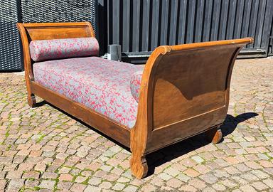 Divano e letto a barca d'epoca