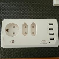 Presa Multipla con USB e luce LED