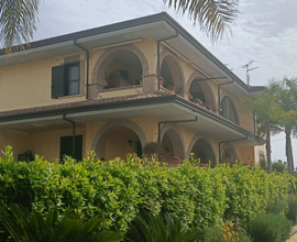 Villa in bifamiliare