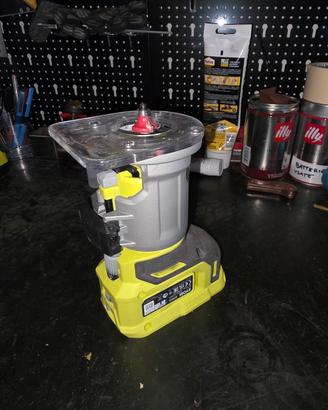 rifilatore fresa ryobi a batteria con frese