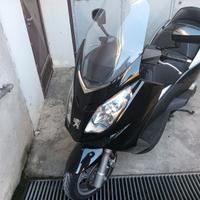Peugeot Satelis 400