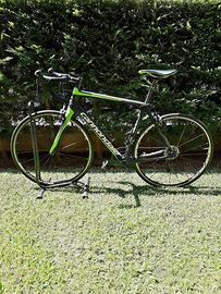 Bici da strada cannondale synapse carbon