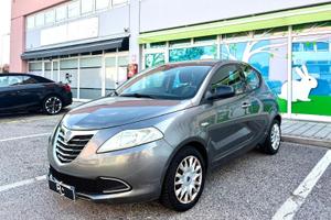 Lancia Ypsilon 1.3 Mjet Neopatentati