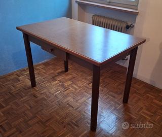 Tavolo / scrivania in legno massiccio