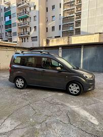 Ford tourneo courier