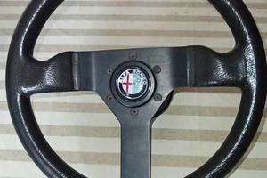 Volante Alfa Romeo Duetto