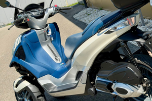 Piaggio MP3 Yourban 300