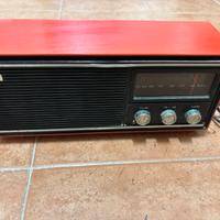 Radio Irradio RF 1007 rossa