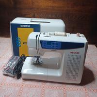 Macchina per cucire Necchi mod. 680