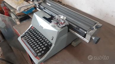 macchina da scrivere 
