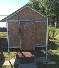 Pollaio prefabbricato 