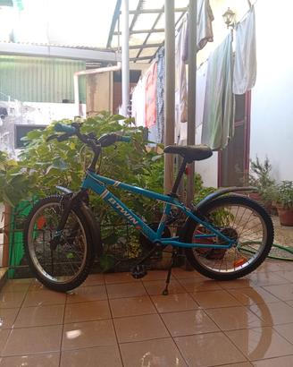 Bicicletta mountain bike btwin raggio 20
