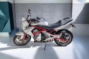 Kawasaki ER-6n (2008) - 31k km