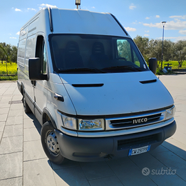 Iveco Daily 35S12 anno 2005 116 CV 84 KW 370000 km