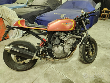 Honda hornet 600 cafè racer