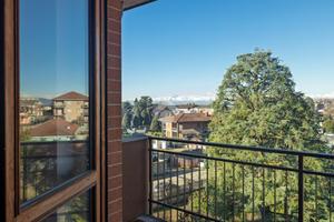 4 LOCALI A RIVA PRESSO CHIERI