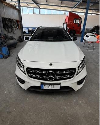 Gla 220d 4matic full amg - 2018