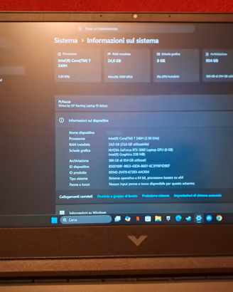 laptop da gaming+3 mesi di pass xbox gratis+base