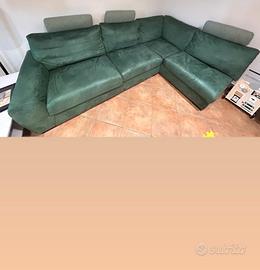 Divano angolare Poltronesofà verde – come nuovo