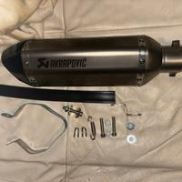 TERMINALE MOTO SCARICO replica AKRAPOVIC