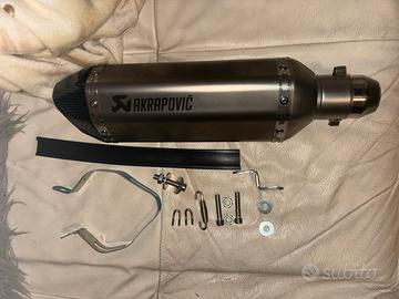 TERMINALE MOTO SCARICO replica AKRAPOVIC