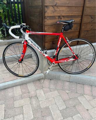 bici corsa in carbonio marca Ridley taglia M