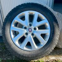 Cerchi in lega con gomme termiche