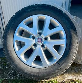 Cerchi in lega con gomme termiche