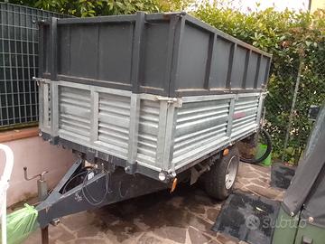 Rimorchio e accessori per trattore