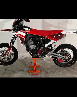 Fantic 125 motard 2023