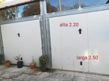 Portoni Coibentati a Basculante