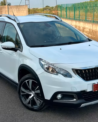 Peugeot 2008 BlueHDi 100 Black Matt