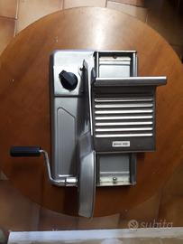 Affettatrice manuale