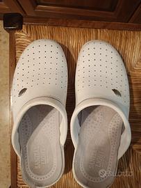 scarpe sanitarie unisex 44