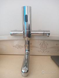Miscelatore rubinetto elettronico River E 2220