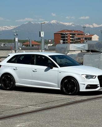 Audi A3 S-line S-Tronic 150 cv