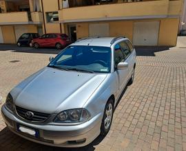 TOYOTA Avensis SW 1.8 Benzina (prezzo trattabile)