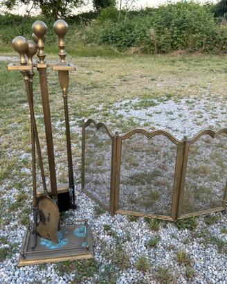 Set in ottone per caminetto vintage anni ‘70