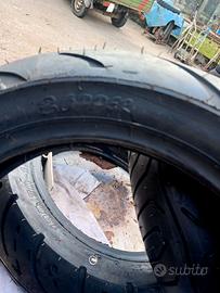 gomme scooter