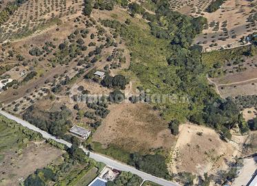 Terreno zona strada prati con vista panoramica