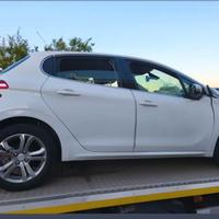 Peugeot 208 1.4 hdi incidentata 